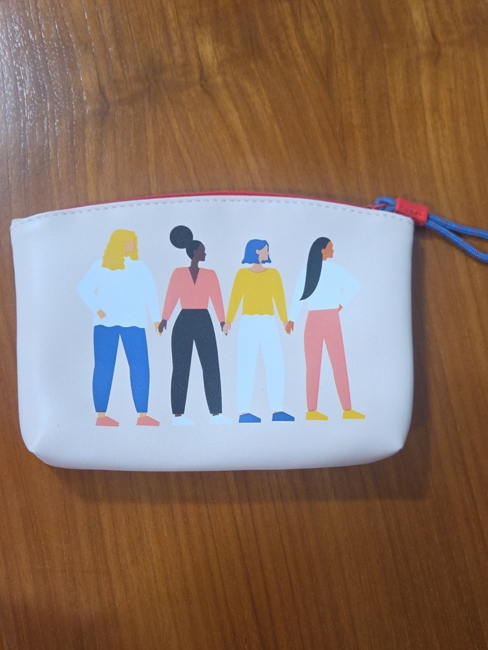 Ipsy Cosmetic Pouch in White & Red Like New